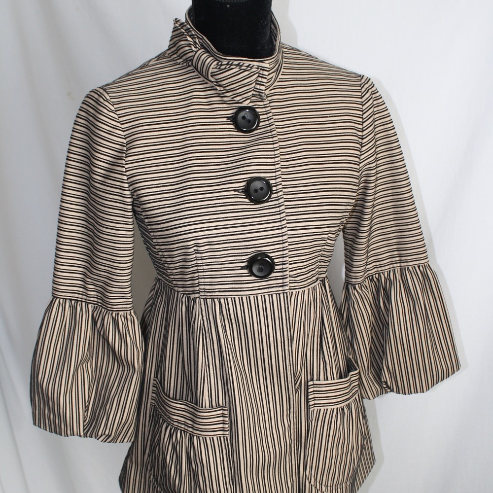 Nanette Lepore womens XS 4 Peplum jacket bl/wh str